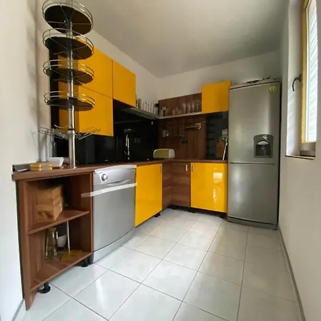 Alea Apartman *